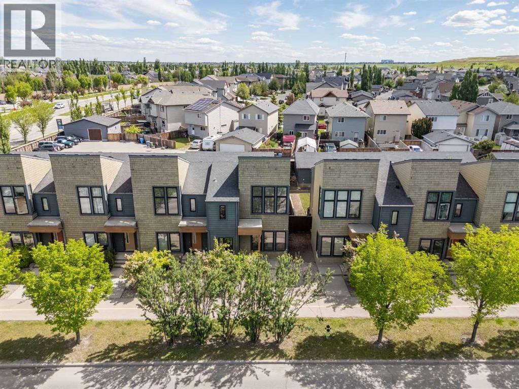 Row / Townhouse for Sale in 140 Walden Gate SE|Calgary, Alberta T2X0P3 5