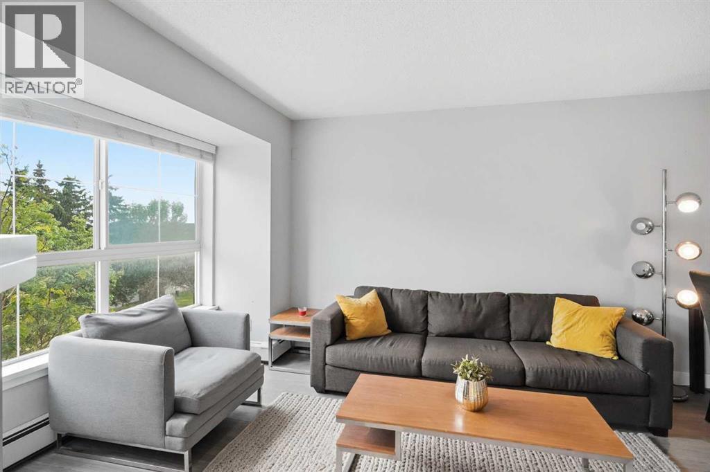 Apartment for Sale in 312, 25 Richard Place SW|Calgary, Alberta T3E7N1 3