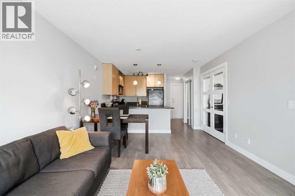 Apartment for Sale in 312, 25 Richard Place SW|Calgary, Alberta T3E7N1 5