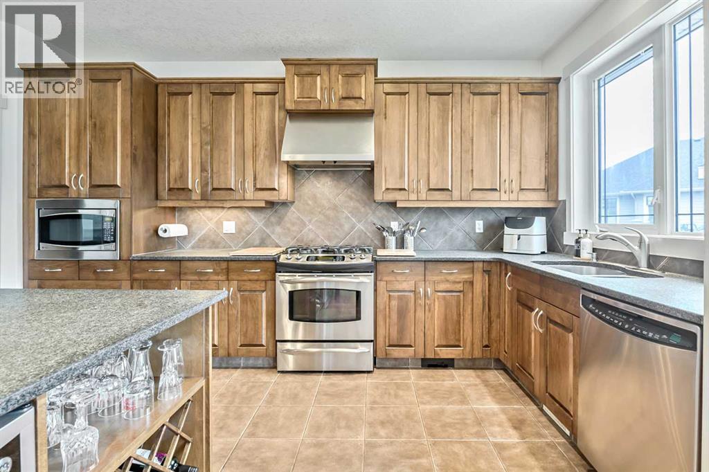 House for Sale in 222 Chapala Point SE|Calgary, Alberta T2X3W9 5