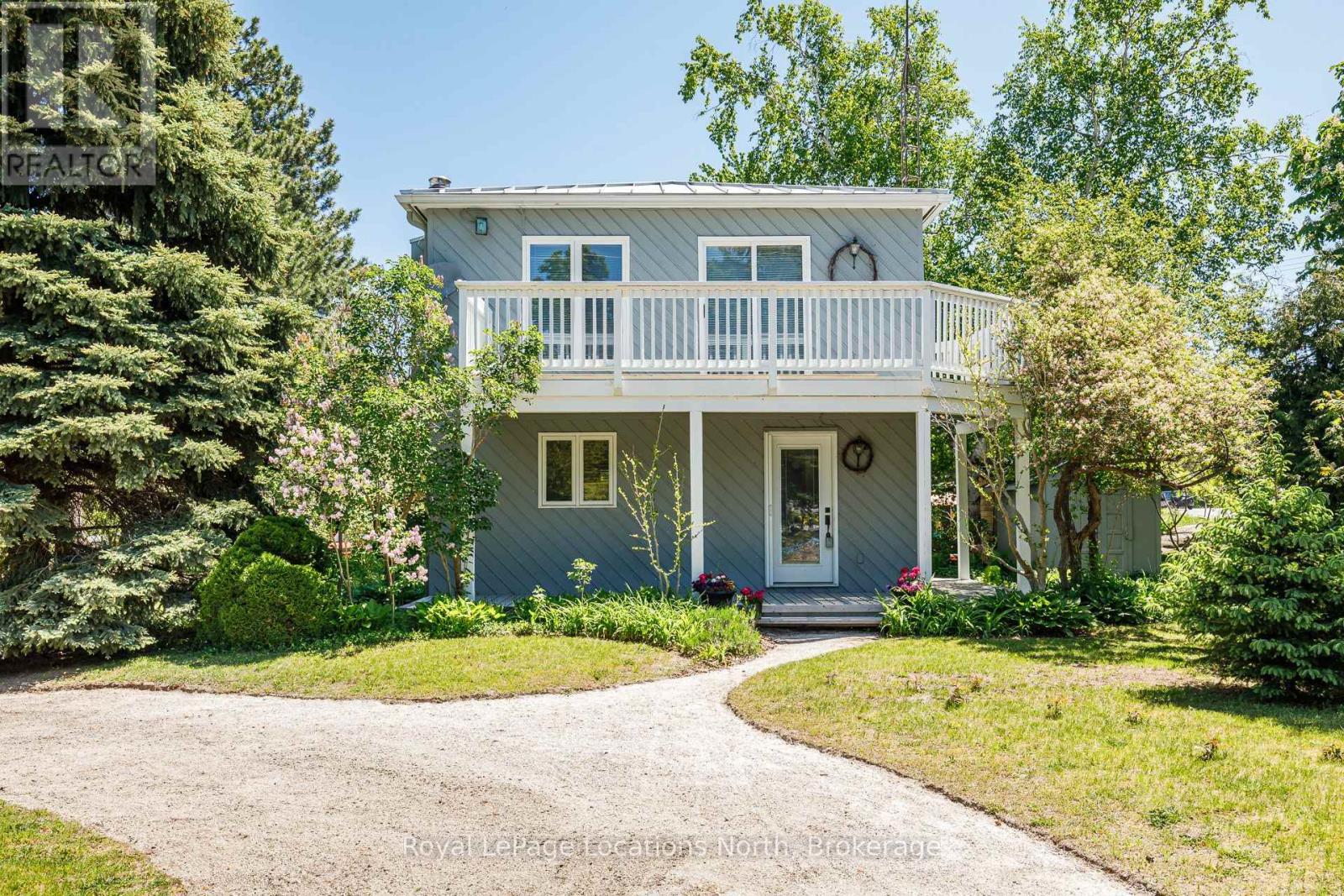 102 FRASER CRESCENT