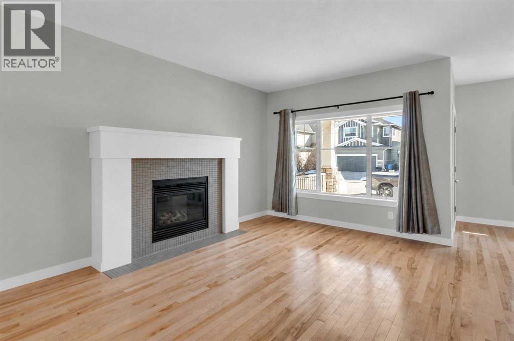 House for Sale in 24 Royal Birch Park NW|Calgary, Alberta T3G0B8 4