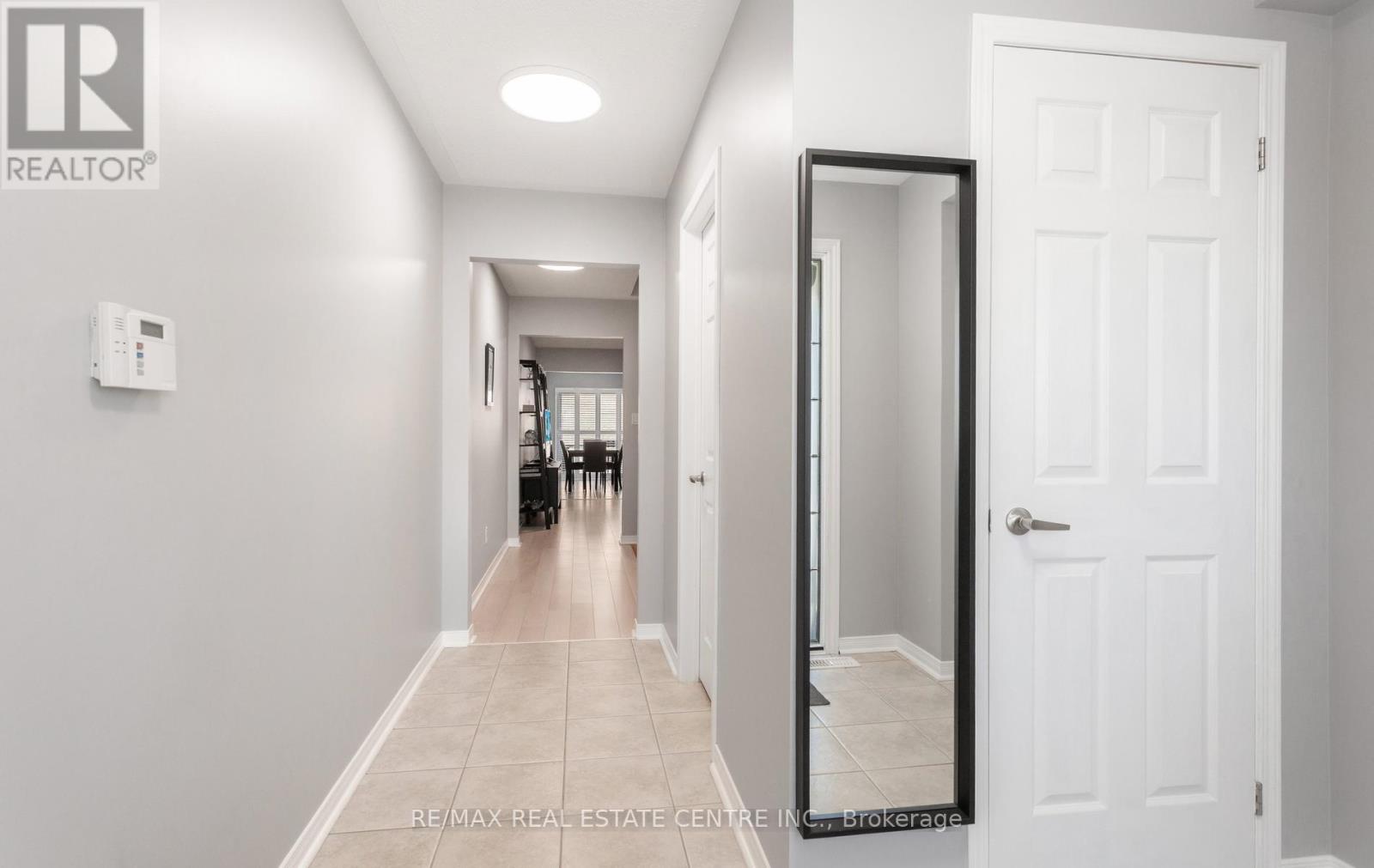 Row / Townhouse for Sale in 49 TEAL CREST CIRCLE|Brampton (Credit Valley), Ontario L6X2Z5 5