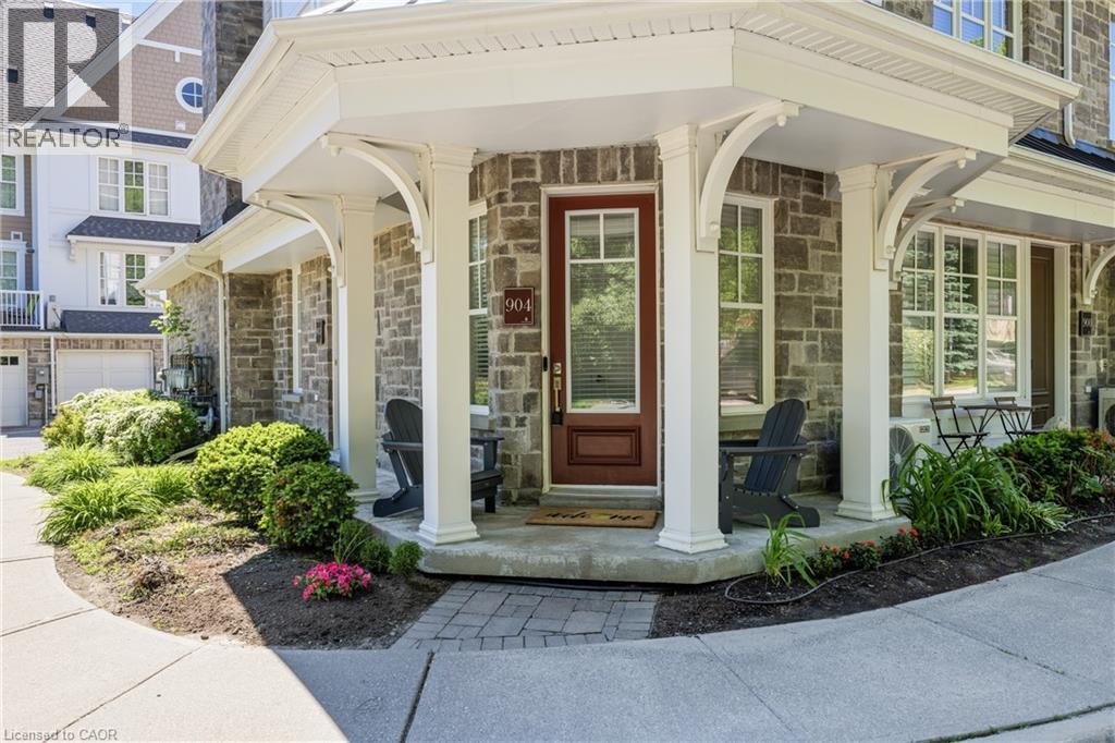 Row / Townhouse for Sale in 1011 DETA Road Unit# 904|Mississauga, Ontario L5E0A2 5