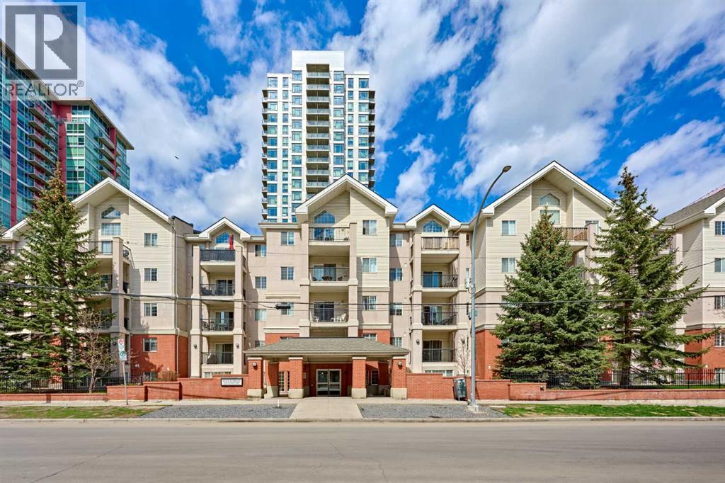 Apartment for Sale in 106, 126 14 Avenue SW|Calgary, Alberta T2R0L9