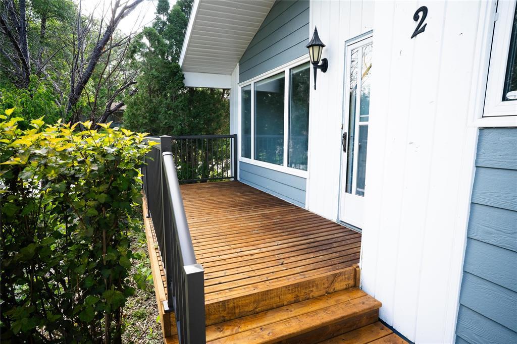 2 Tulip Bay, Morden, Manitoba R6M1H8