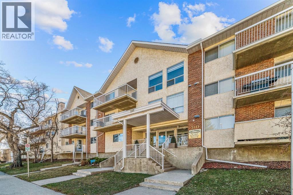 Apartment for Sale in 201, 2211 29 Street SW|Calgary, Alberta T3E2K1