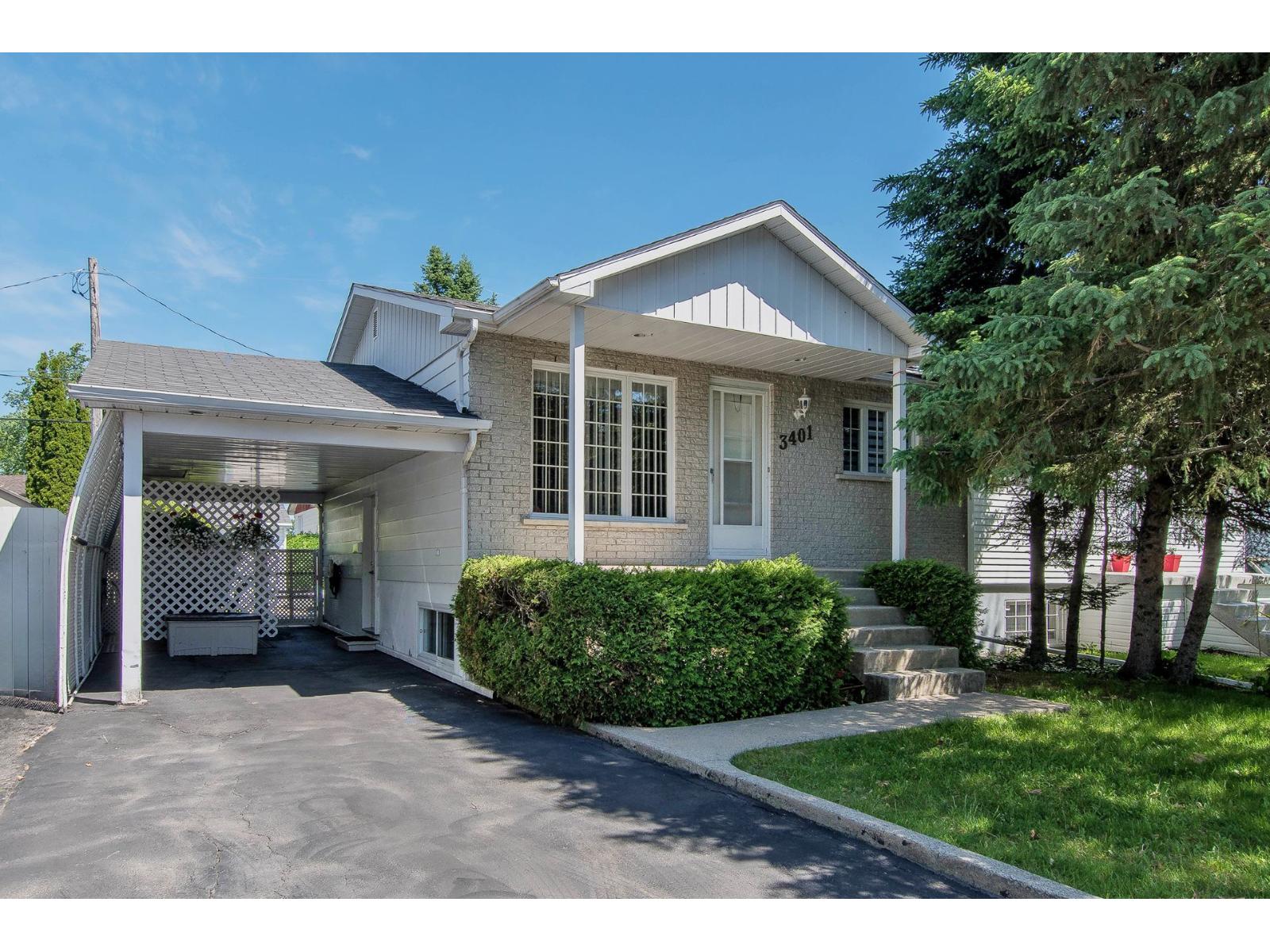 3401 Rue Didier, Laval (Fabreville), Quebec H7P3K4