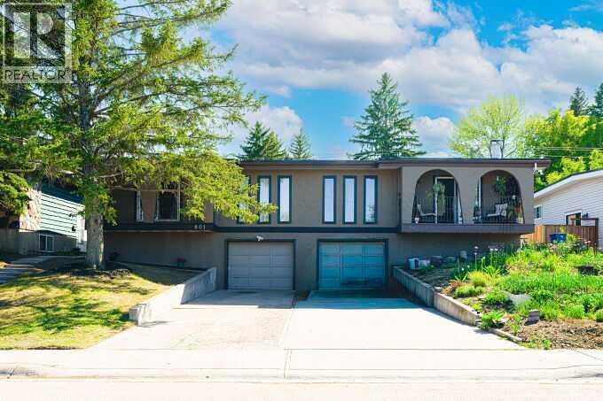 Duplex for Sale in 801 Canfield Way SW|Calgary, Alberta T3W1K4