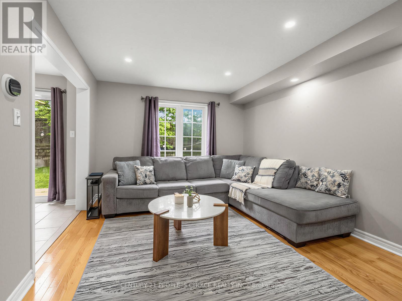 Row / Townhouse for Sale in 62 - 6035 BIDWELL TRAIL|Mississauga (East Credit), Ontario L5V3C9 5