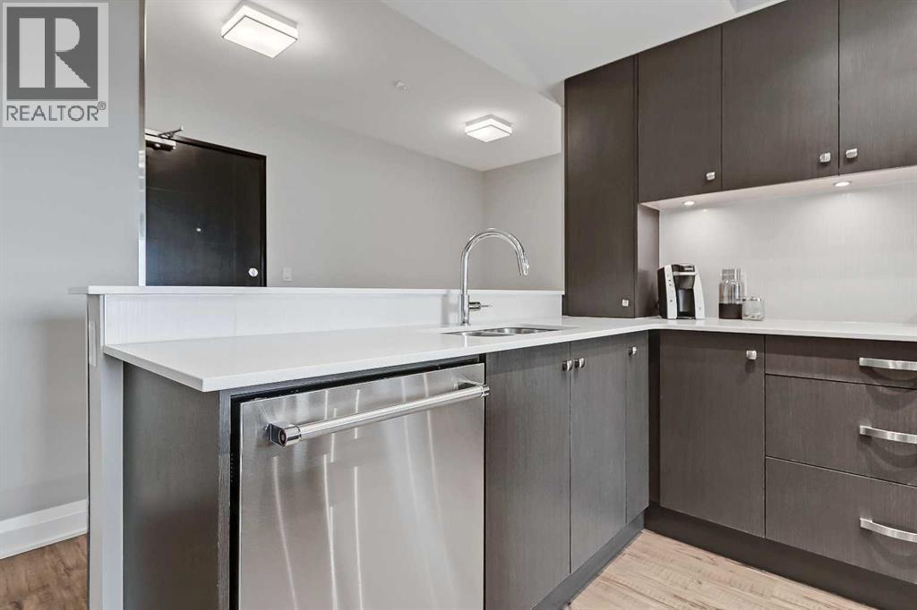 Apartment for Sale in 2304, 930 6 Avenue SW|Calgary, Alberta T2P1J3 3