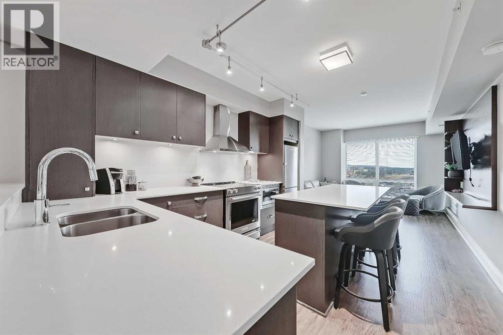 Apartment for Sale in 2304, 930 6 Avenue SW|Calgary, Alberta T2P1J3 2