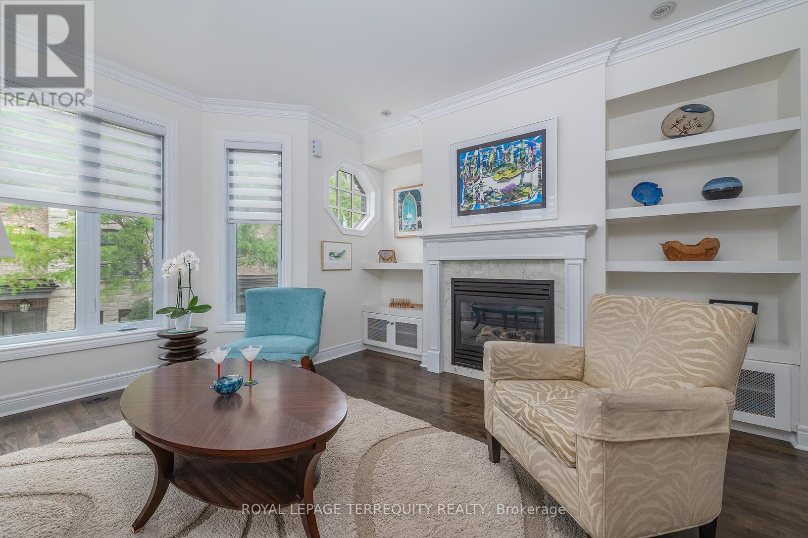 Row / Townhouse for Sale in 69 LOBO MEWS|Toronto (Islington-City Centre West), Ontario M8Z0B2 5