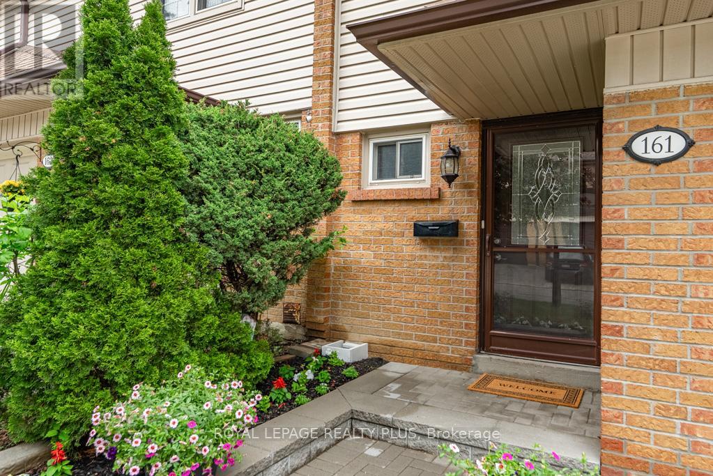 Row / Townhouse for Sale in 161 - 2120 RATHBURN ROAD E|Mississauga (Rathwood), Ontario L4W2S8 3
