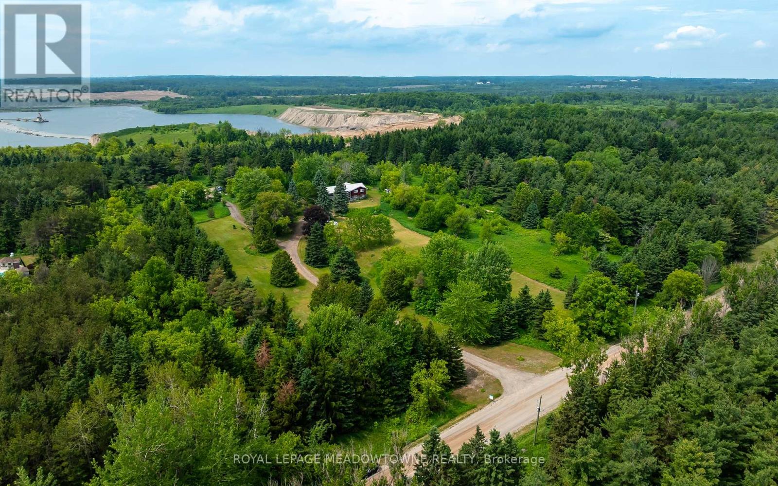 3574 ESCARPMENT SIDE ROAD