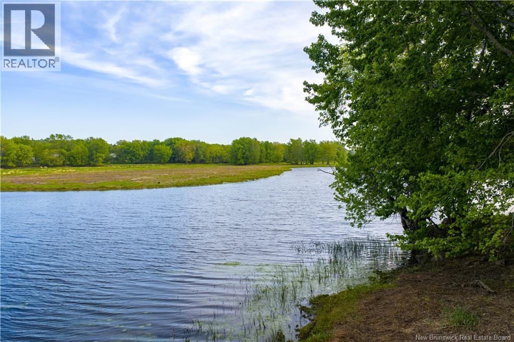 Hampton ② 要コメント For sale: Lot Main Street, Hampton, New Brunswick E5N7G9