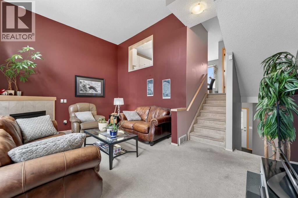 Row / Townhouse for Sale in 33 Harvest Oak Circle NE|Calgary, Alberta T3K4S6 4
