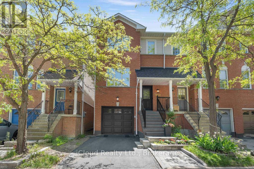 Row / Townhouse for Sale in 134 - 1480 BRITANNIA ROAD W|Mississauga (East Credit), Ontario L5V2K4