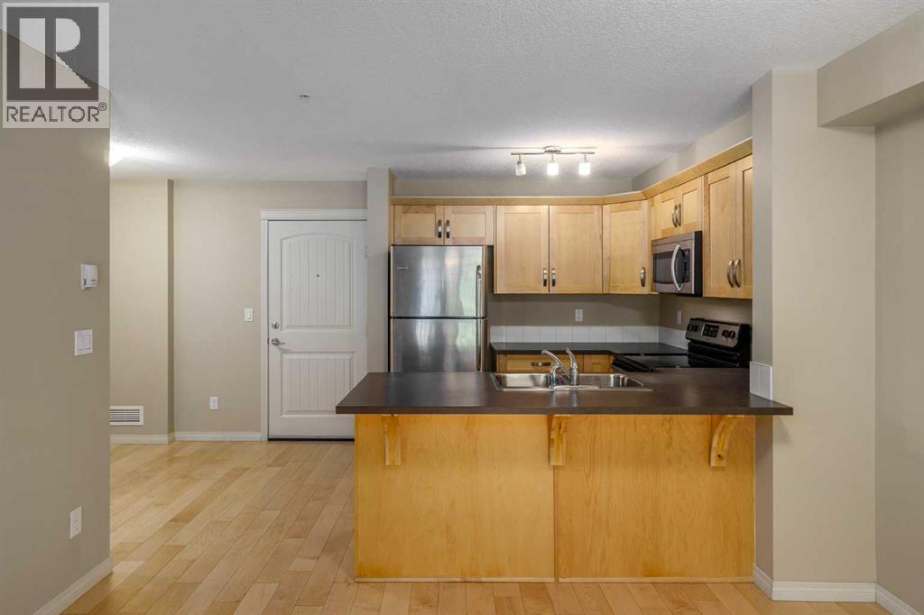 Apartment for Sale in 1113, 130 Panatella Street NW|Calgary, Alberta T3K0Y6 3
