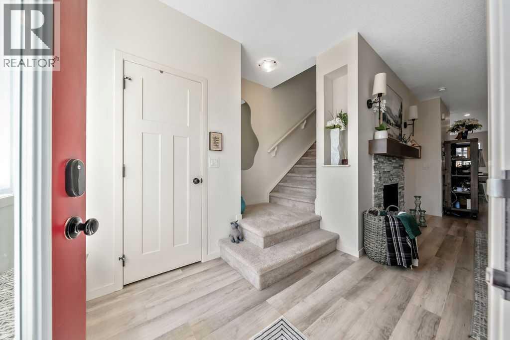 House for Sale in 114 Seton Grove SE|Calgary, Alberta T3M2Y6 2