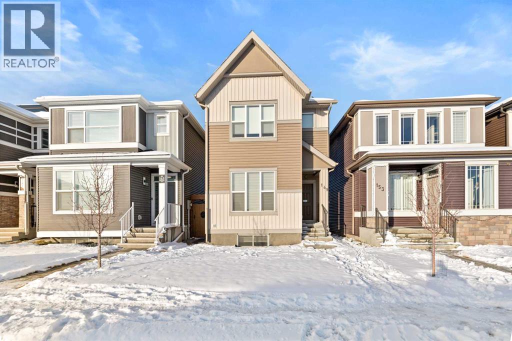 House for Sale in 149 Corner Ridge Mews NE|Calgary, Alberta T3J1X5 3