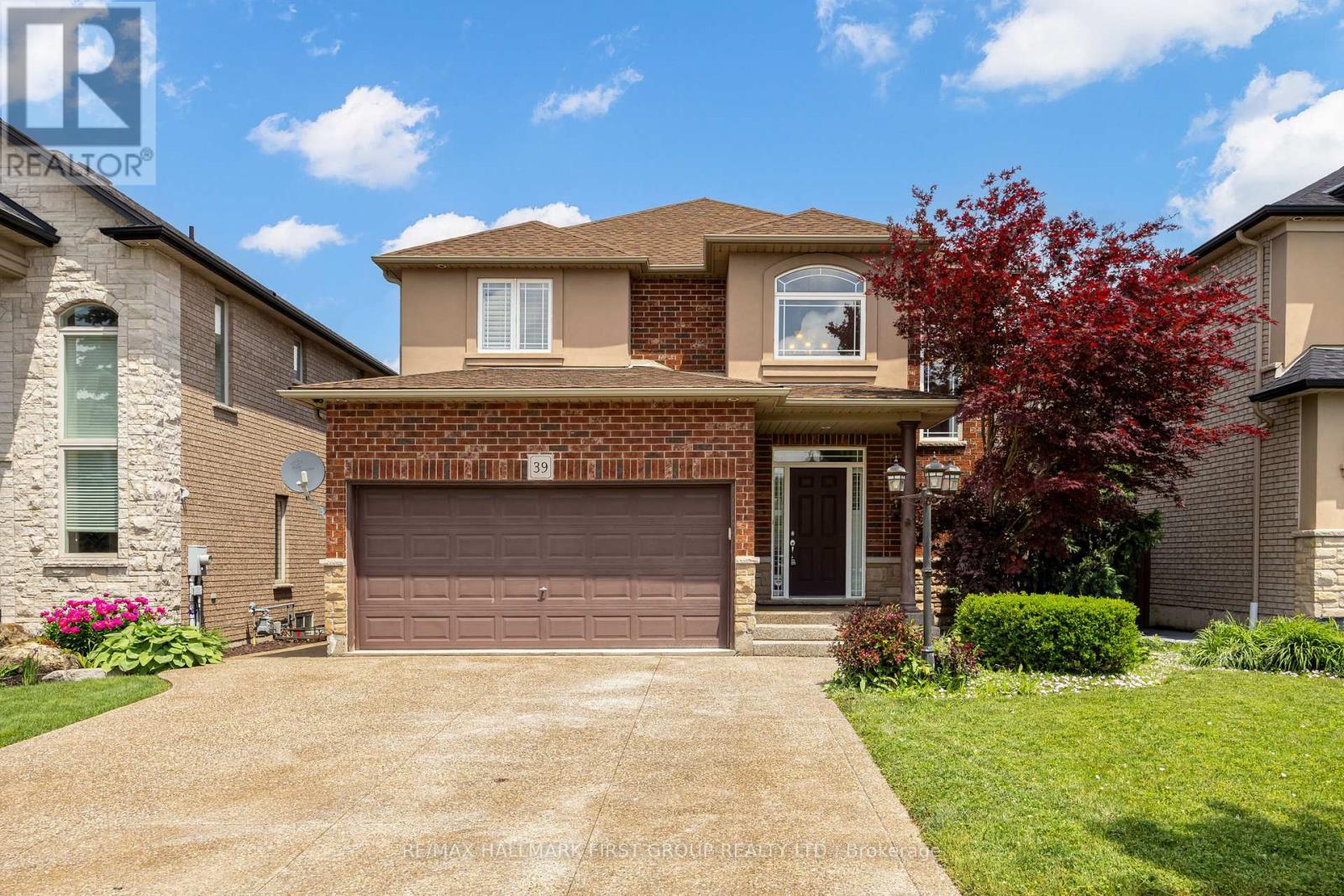 39 CITINO DRIVE, Hamilton (Kernighan), Ontario L9C0A4