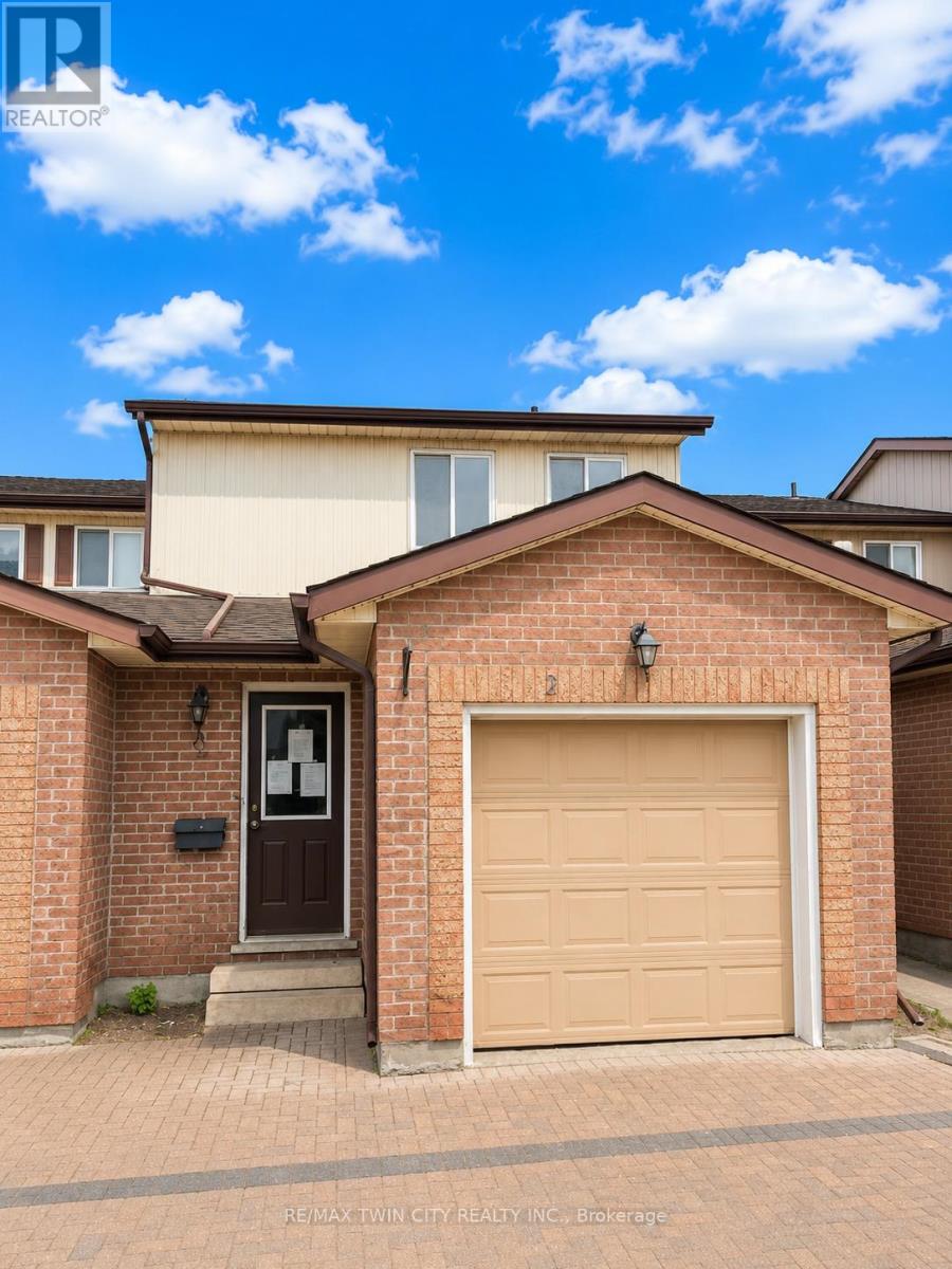 2 - 25 VALLEYVIEW ROAD, Kitchener, Ontario N2E1L5