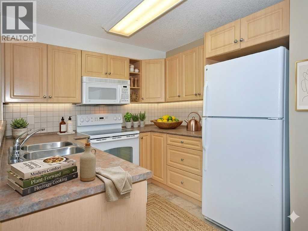 Apartment for Sale in 2310, 10 Prestwick Bay SE|Calgary, Alberta T2Z0B5 4