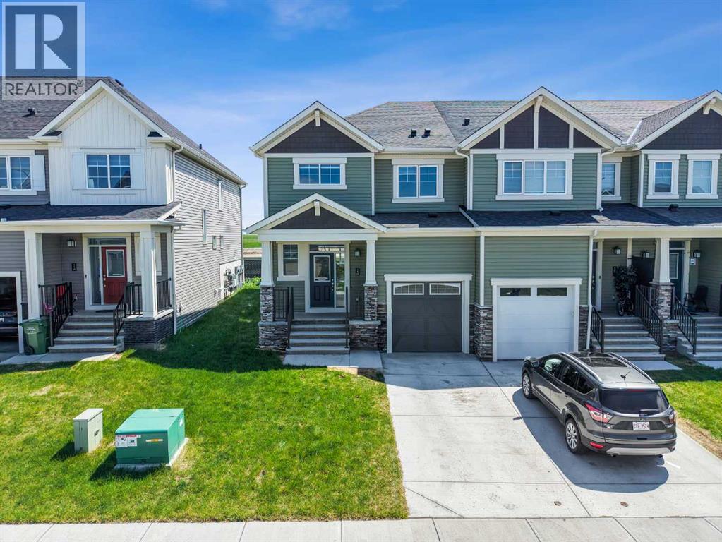 Row / Townhouse for Sale in 116 Cityline Square NE|Calgary, Alberta T3N2H5