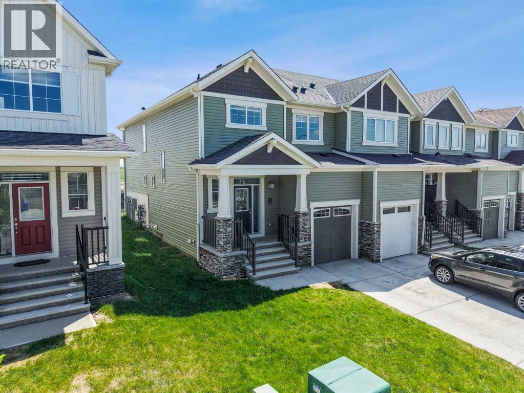 Row / Townhouse for Sale in 116 Cityline Square NE|Calgary, Alberta T3N2H5 3