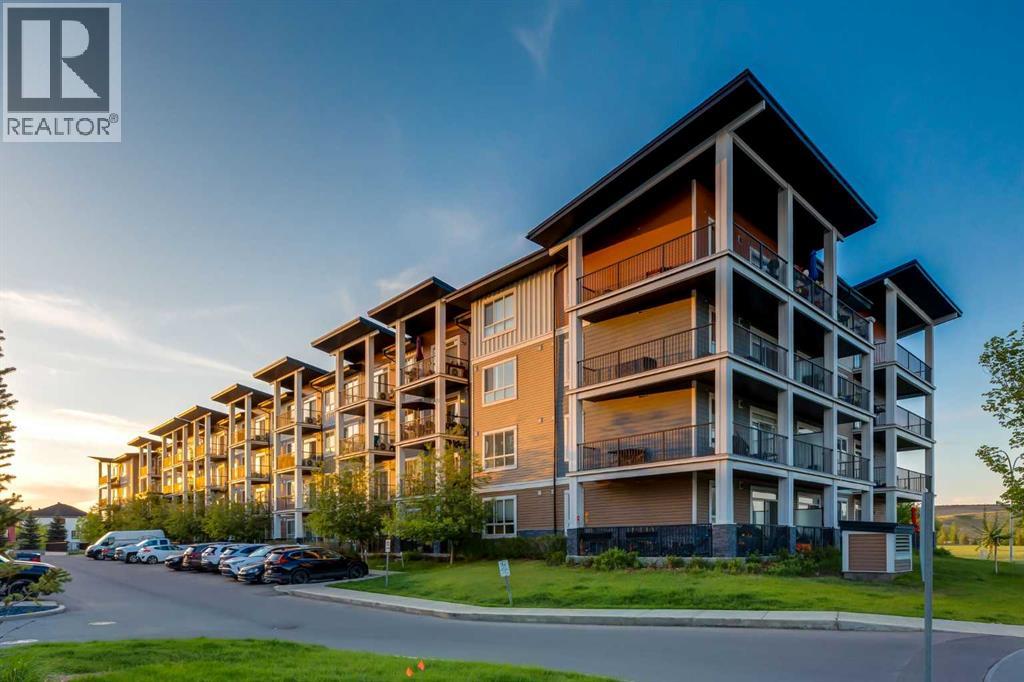Apartment for Sale in 312, 10 WALGROVE Walk SE|Calgary, Alberta T2X4E3 2