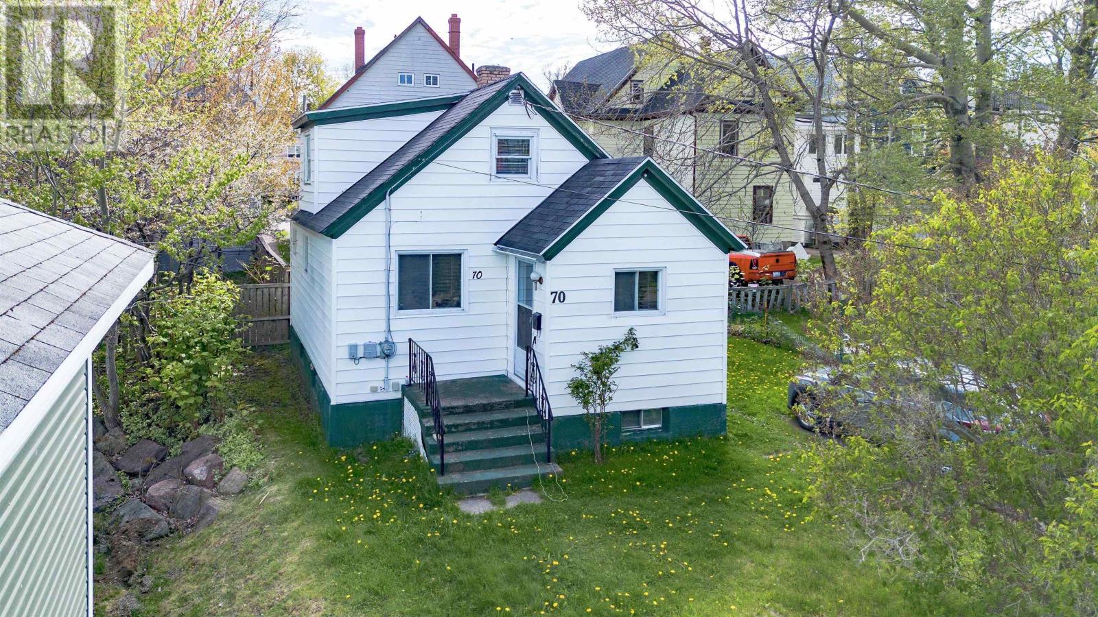 70 Fairview Street, Sydney, Nova Scotia B1P1R3