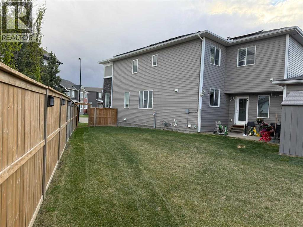 Duplex for Sale in 295 Carrington Circle NW|Calgary, Alberta t3p0y6 5