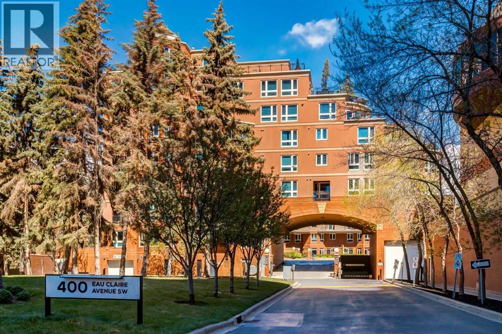 Apartment for Sale in 8101, 400 Eau Claire Avenue SW|Calgary, Alberta T2P4X2