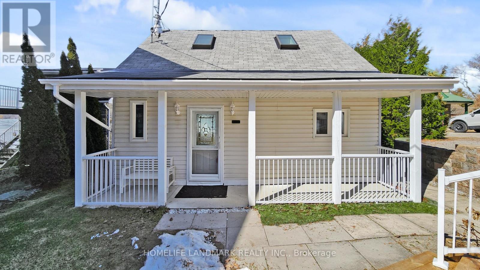 148 COLEMAN CRESCENT