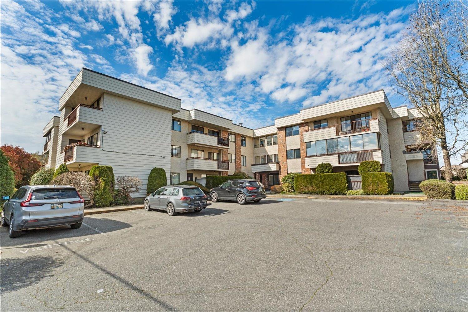101 32885 GEORGE FERGUSON WAY, Abbotsford, British Columbia V2S7X1