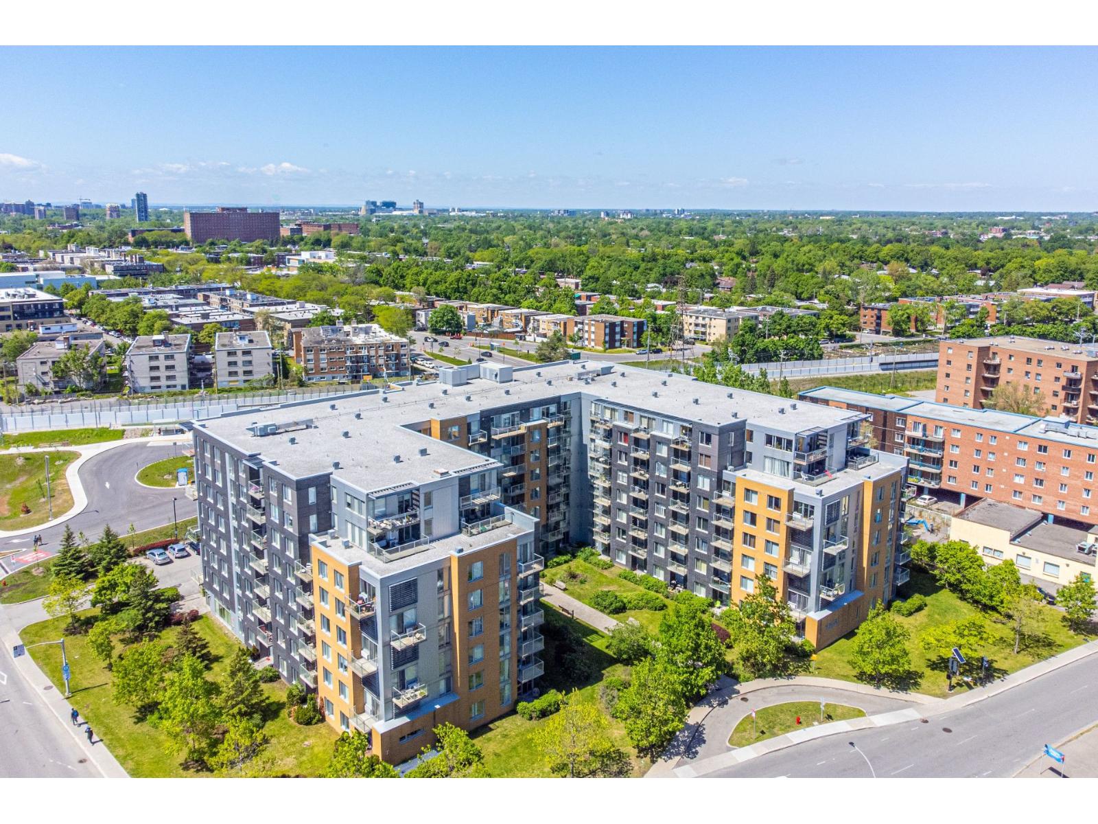 4885 Boul. Henri-Bourassa O., #509, Montréal (Saint-Laurent), Quebec H4L0A5