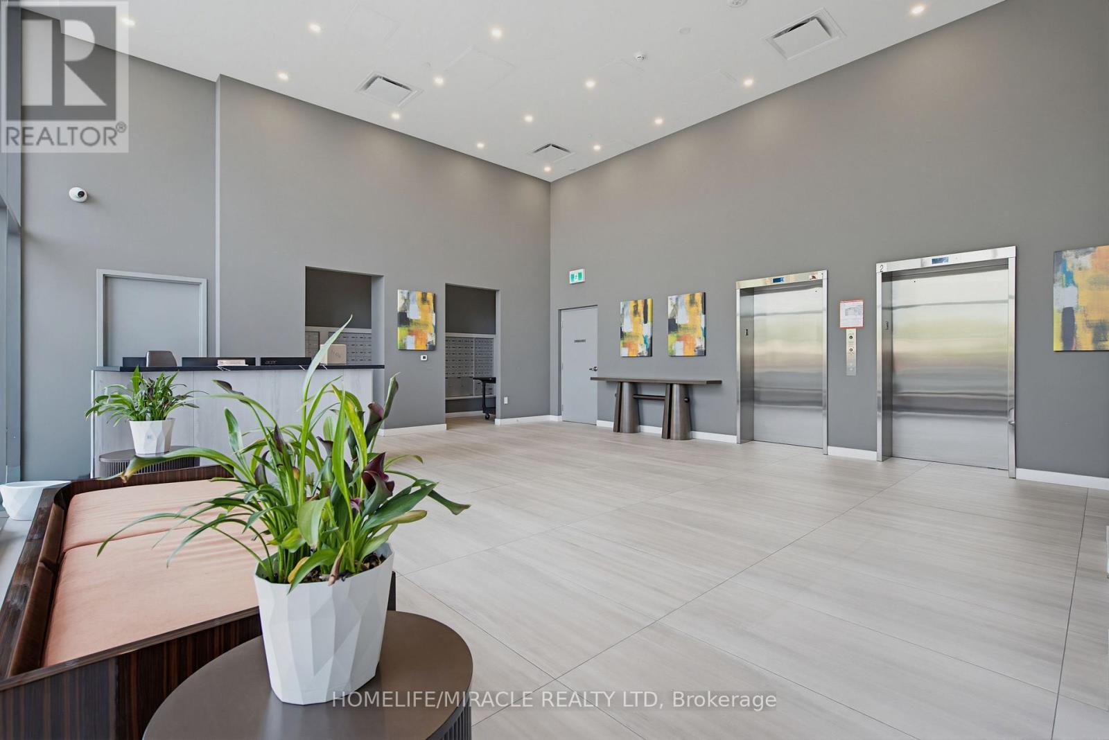 For sale: 605 - 859 THE QUEENSWAY, Toronto (Stonegate-Queensway