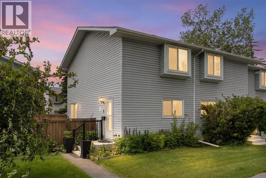 Row / Townhouse for Sale in 11, 4810 40 Avenue SW|Calgary, Alberta T3E1E5 3
