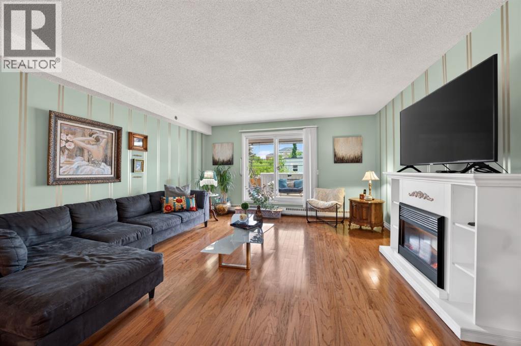 卡尔加里 South Calgary 2卧2卫公寓｜朝南超大露台 1328 sqft - 11