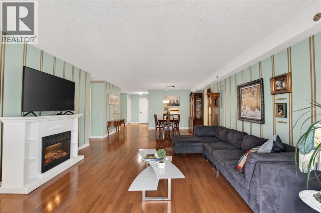 卡尔加里 South Calgary 2卧2卫公寓｜朝南超大露台 1328 sqft - 12