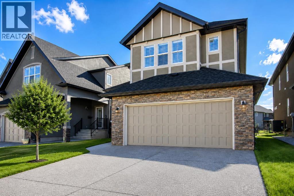 House for Sale in 13 Cranarch Place SE|Calgary, Alberta T3M0W6 2