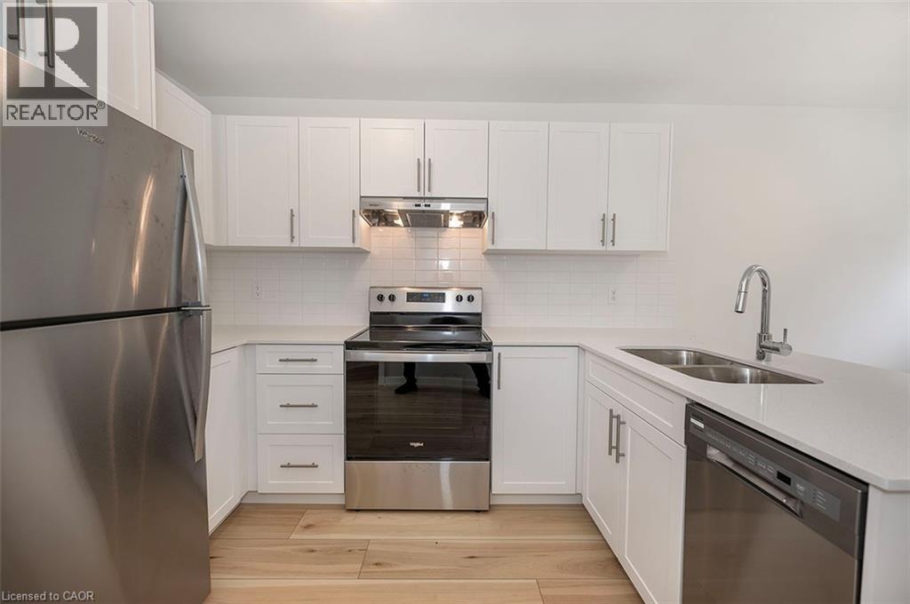 81 WOODMAN Drive N, Hamilton, Ontario L8H2M5