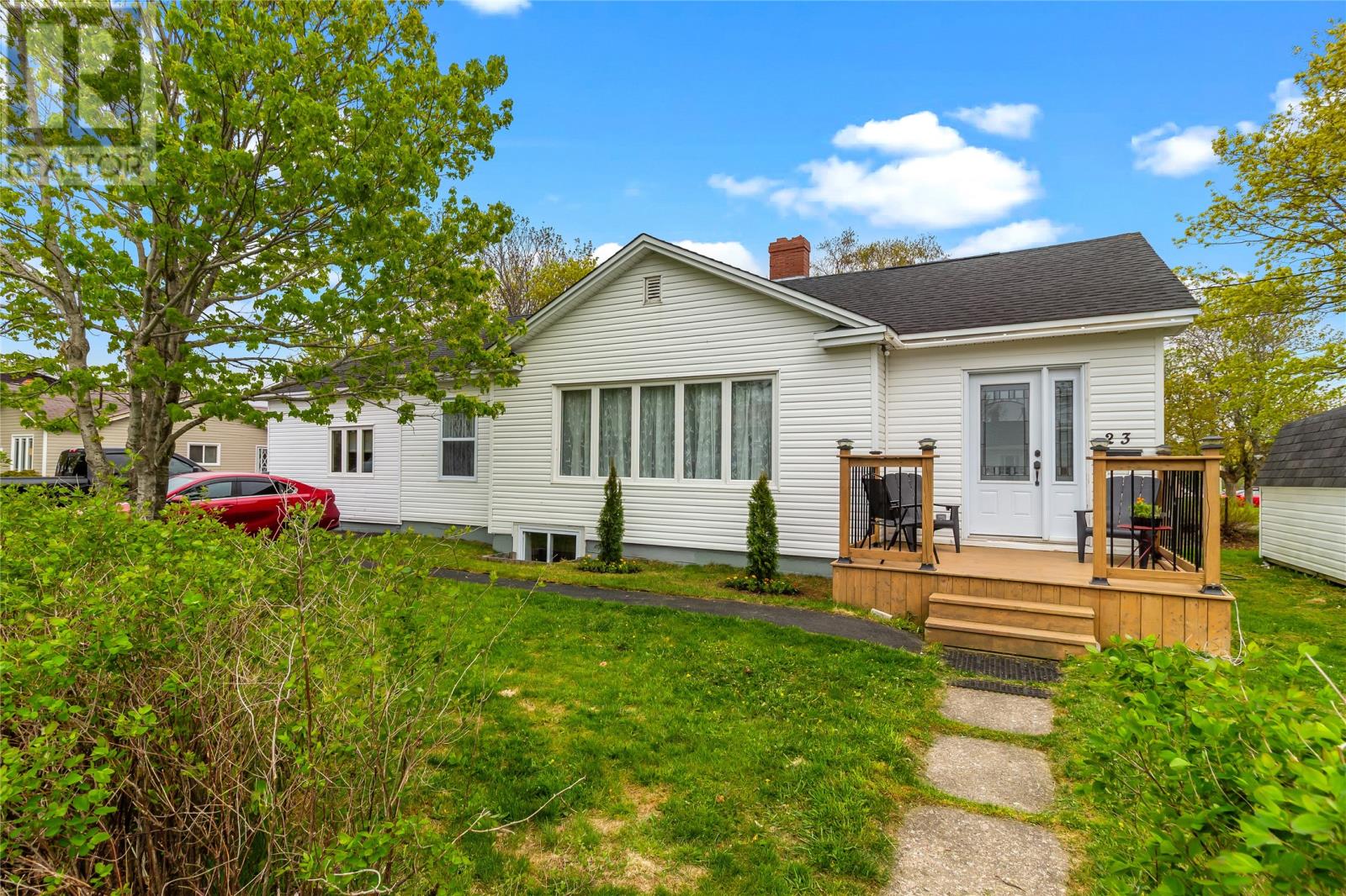 23 St Andrews Avenue