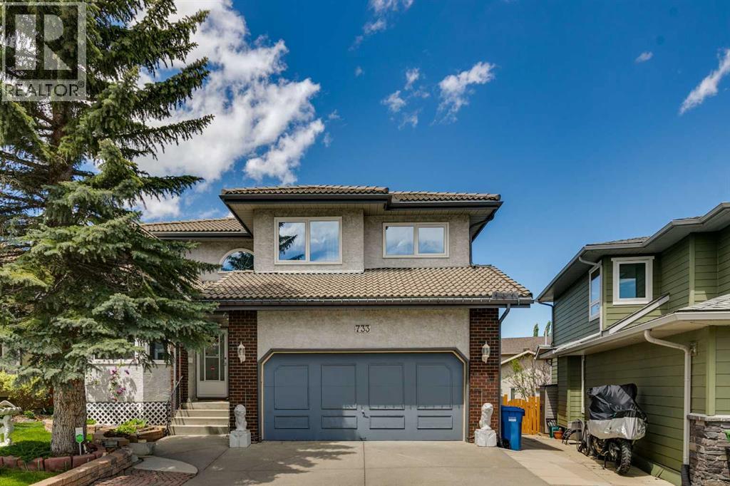 House for Sale in 733 Edgebank Place NW|Calgary, Alberta T3A4S2