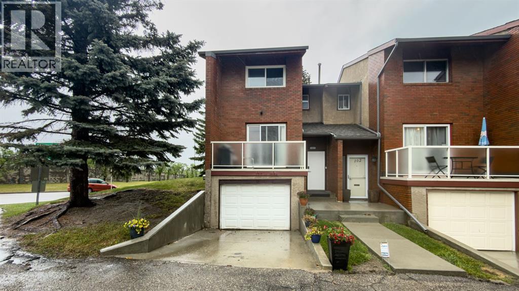 Row / Townhouse for Sale in 101, 1305 Glenmore Trail|Calgary, Alberta T2V4Y8