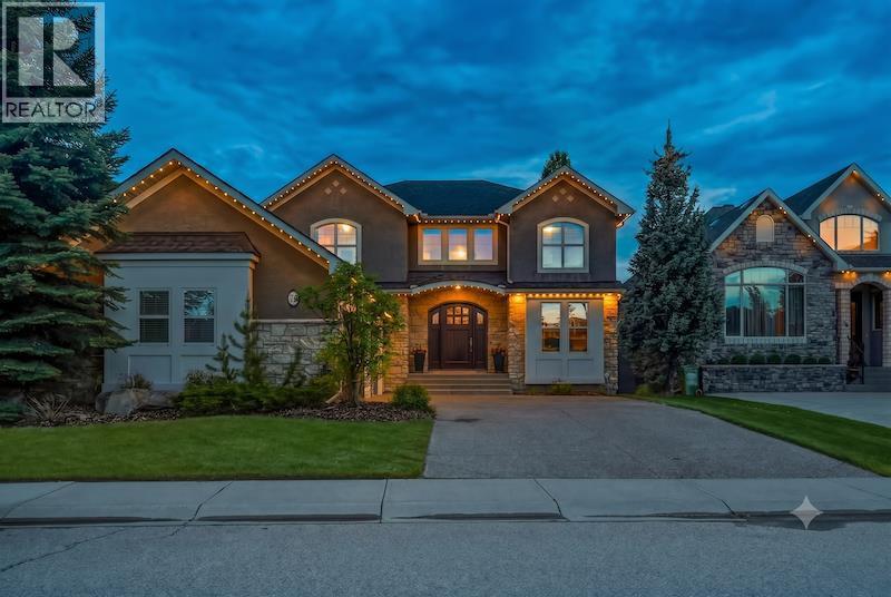 House for Sale in 74 Discovery Ridge Heights SW|Calgary, Alberta T3H5S9 2