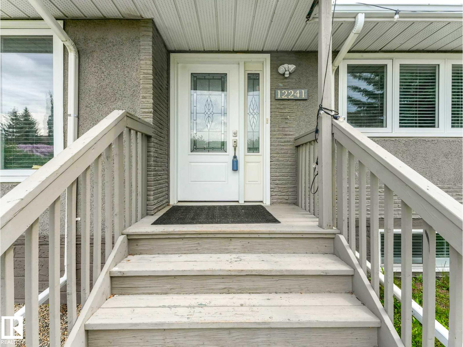 maumaumauです For sale: 12241 54 ST NW, Edmonton, Alberta T5W3N6 - E4493373