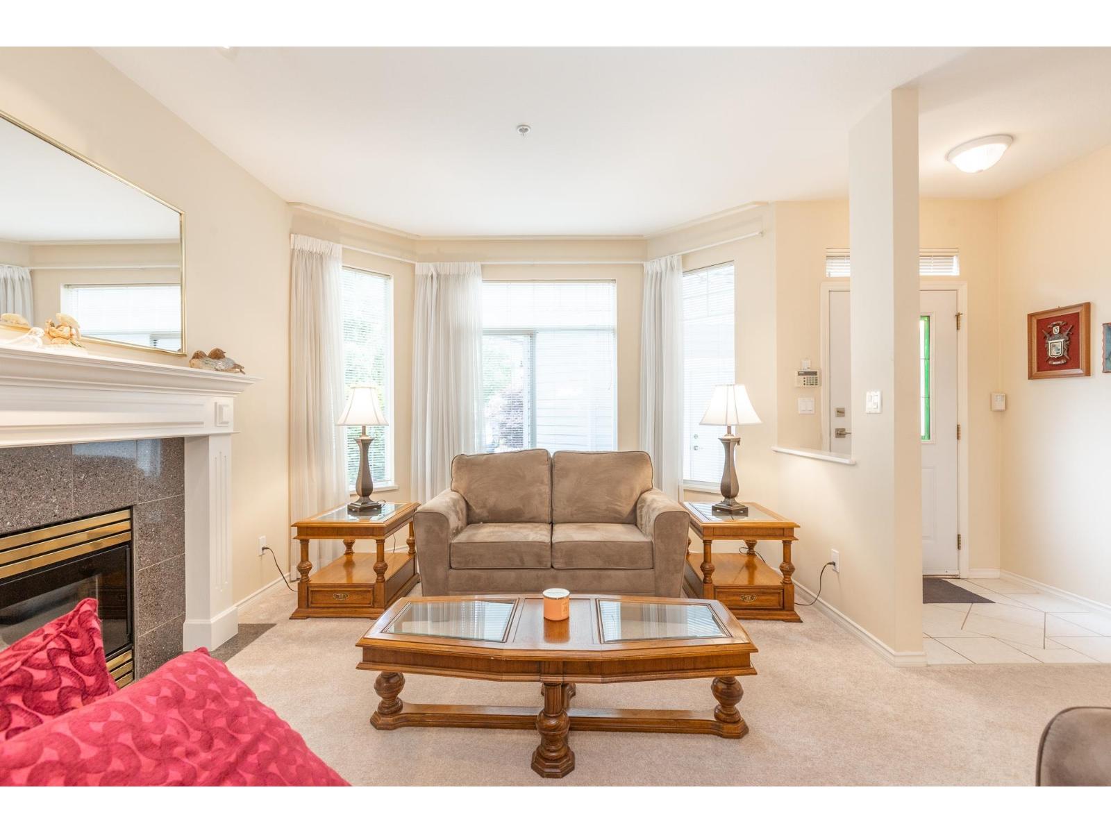 For sale: 40 5708 208 STREET, Langley, British Columbia V3A8L4