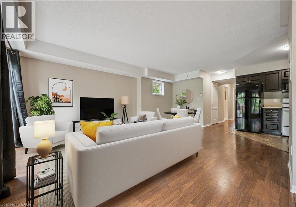Row / Townhouse for Sale in 43 HAYS Boulevard Unit# 4|Oakville, Ontario L6H0J1 4